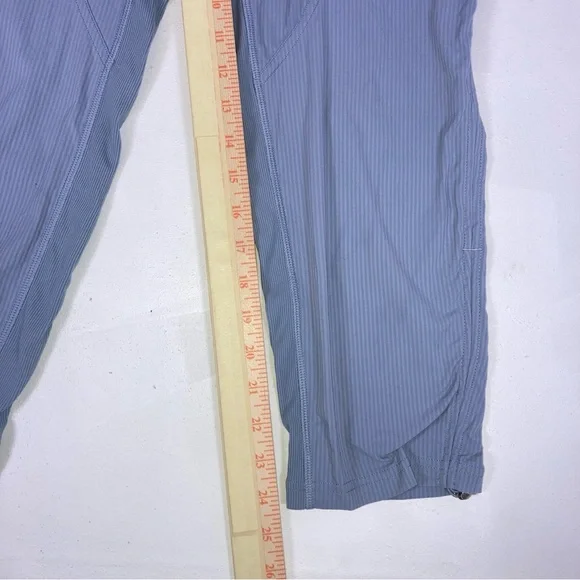 Lululemon Dance Studio Mid-Rise Full Length Jogger Light Blue Women's Size 4 Gym - Picture 9 of 16